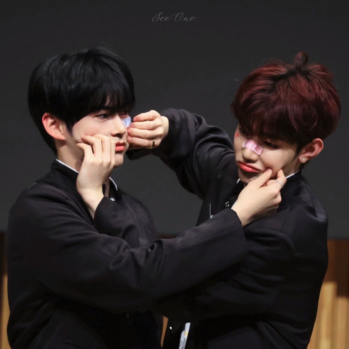 Cara 𖤓 tweet media