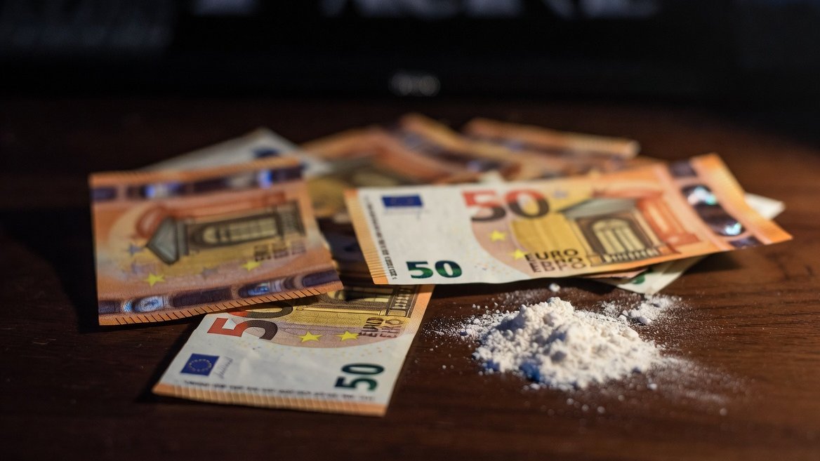 Dura lex, sed lex tweet media