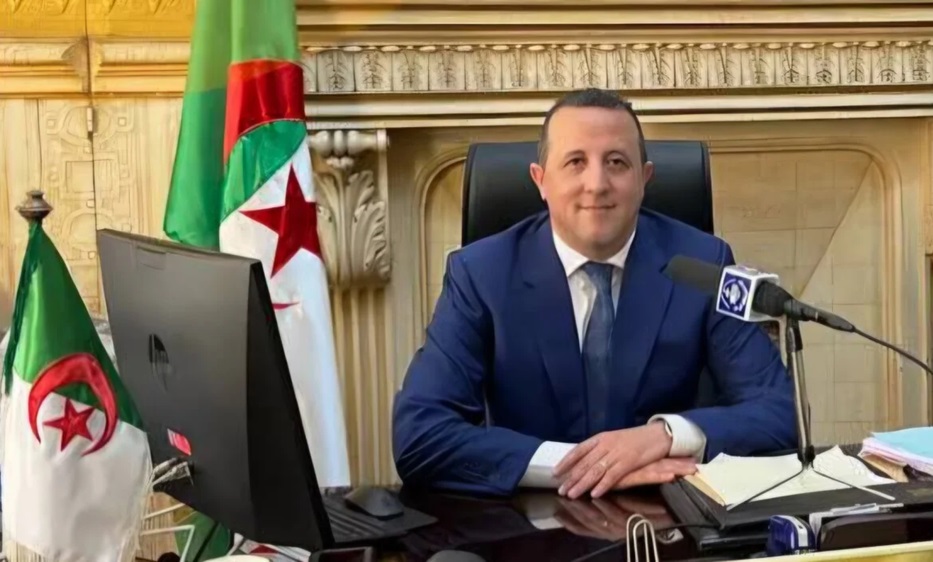 dzairworld's tweet image. 🇩🇿Finances : Le gouverneur de la Banque d’Algérie appelle au renforcement de la gouvernance internationale.
#algerie #algeria #finances 
urls.fr/x-BI5T