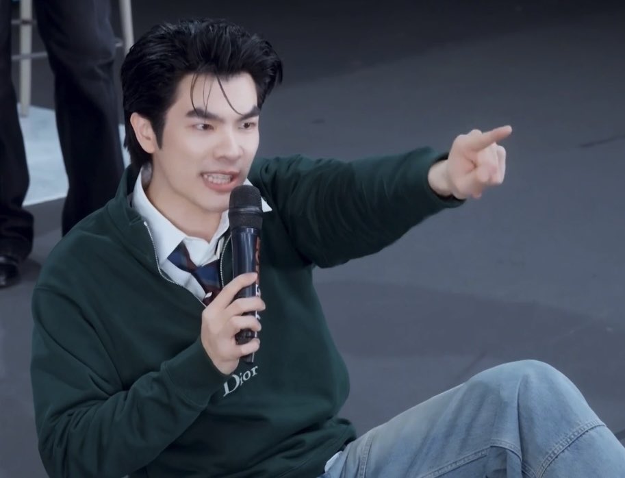 สองฮะ tweet media