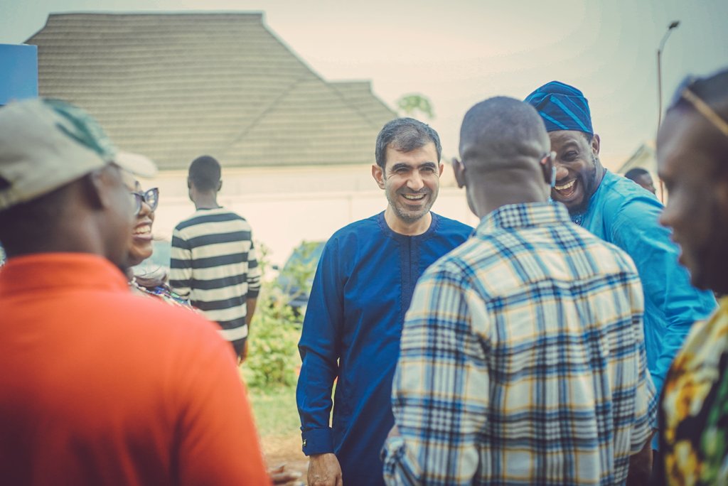 USMAN Lade tweet media