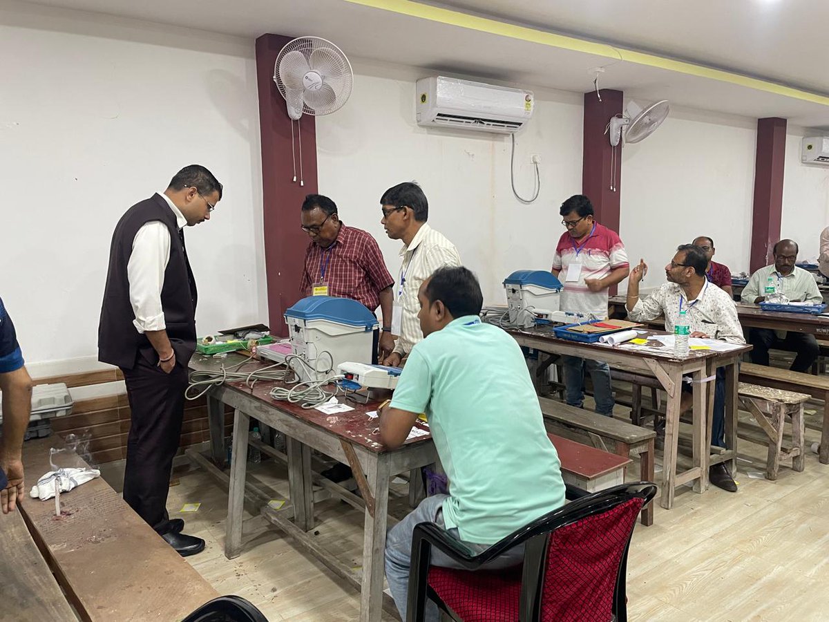 DISTRICT ELECTION OFFICE COOCHBEHAR tweet media