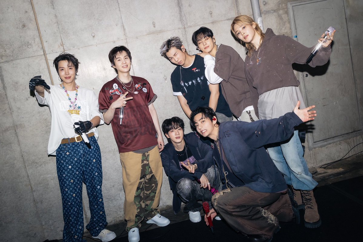 BTS_official tweet media