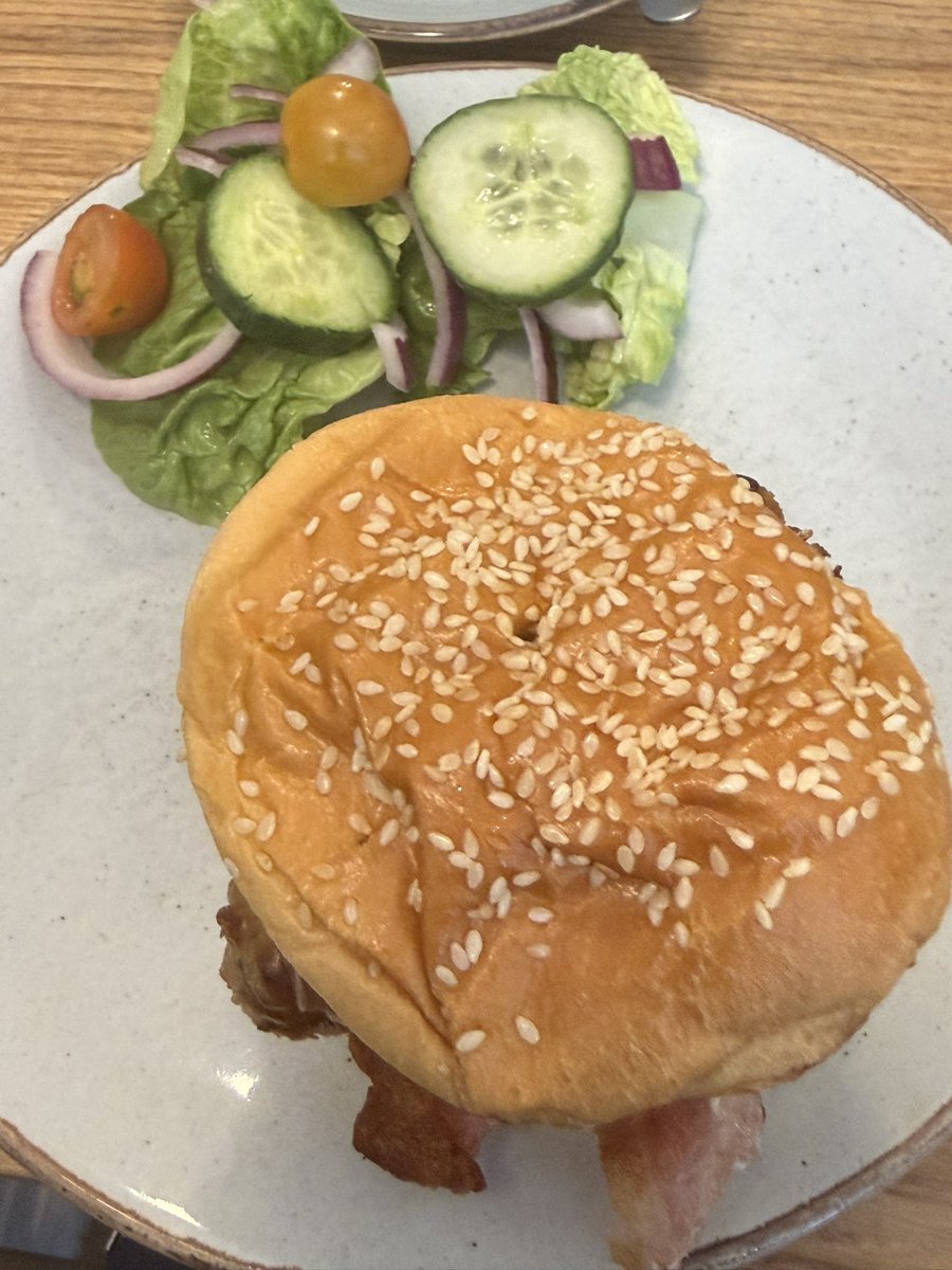 harrygeorgiou07's tweet image. This is the perfect way to start the day in a local café in my city. #Liverpool.
What are y’all doing today?