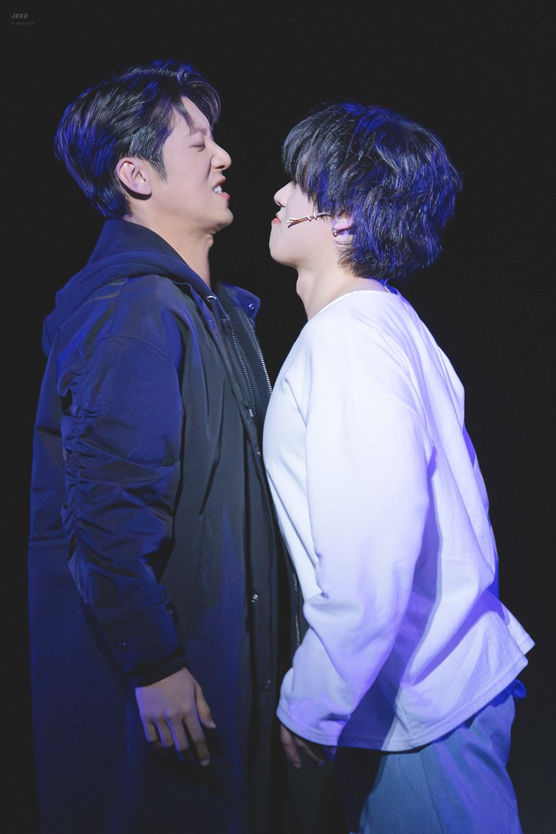 JUKU_1002's tweet photo. 260418 #데스노트
야가미 라이토 役 #고은성
엘 役 #김성철 https://t.co/Lk4UxHTd0O