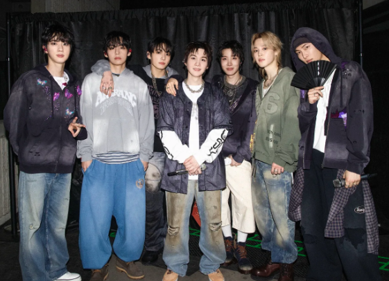 About Music tweet media