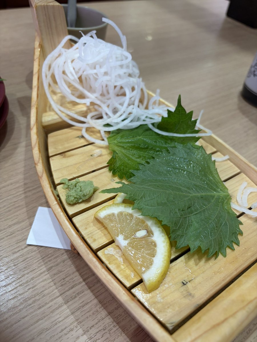 𝓗𝓮𝓵𝓵𝓸 𝓚𝓲𝓽𝓽𝔂 🍓 tweet media