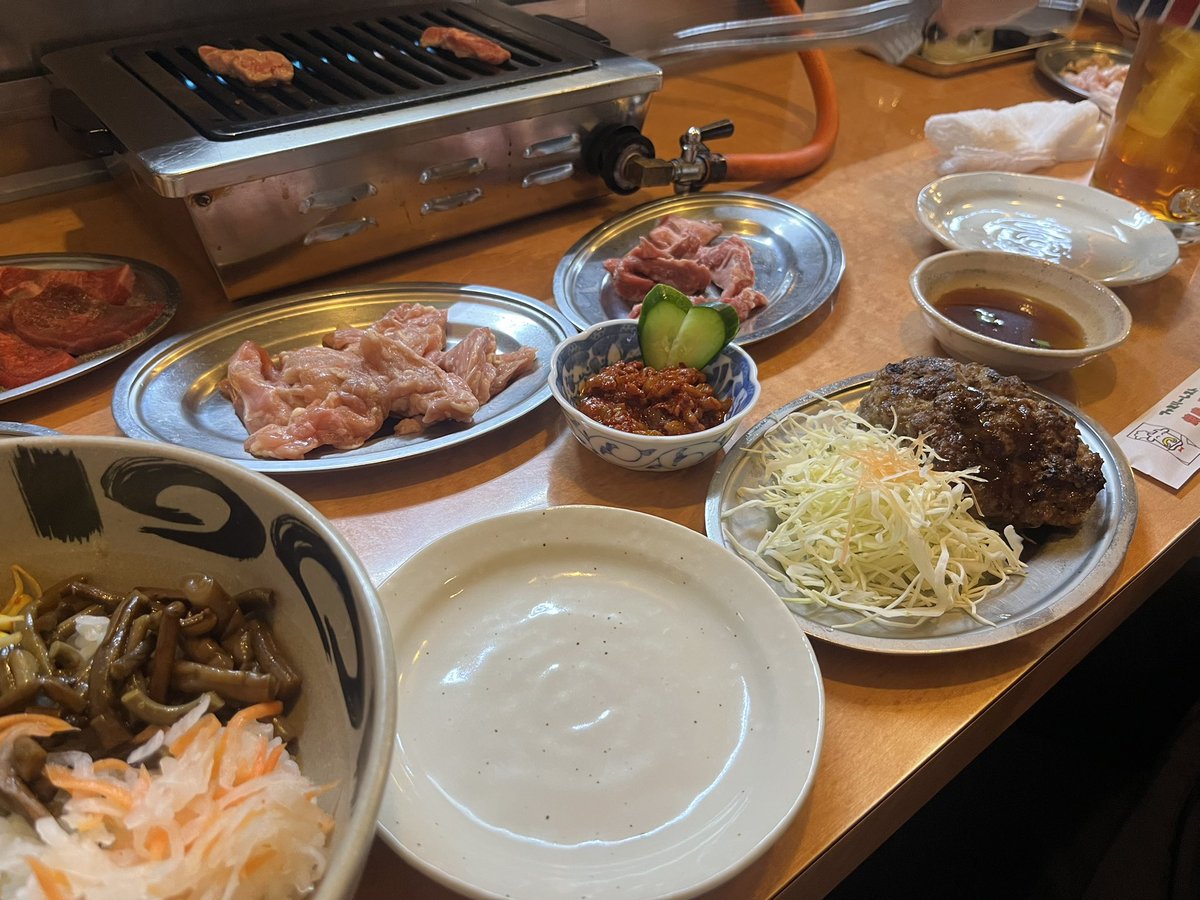 めぇ@実家和室界隈 tweet media