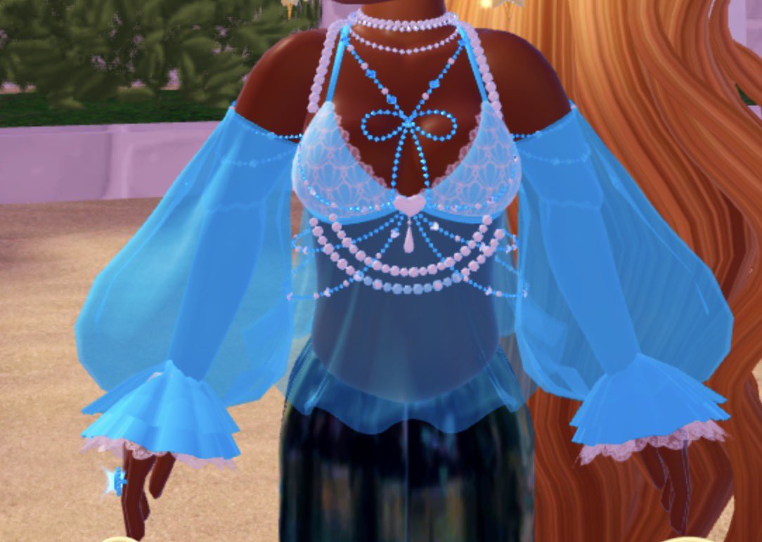 Heyyy yall are you looking for something cute and simple and reminds you of jelly? And is perfect for the summer? Well I got a corset combo for you! 🤭🤭😋😋💖💕⭐️

#RHTC #RoyaleHigh 🩷⭐️