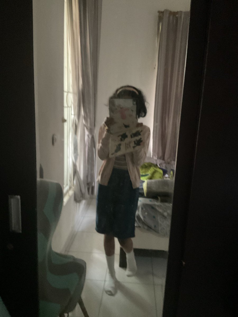 Arii225s7's tweet image. outfit today bc im going to the mall (my lil sis is having a tantrum bc yesterday she didnt get to go to the timezone, and i was with my friends) #ootd #cutecore #pink