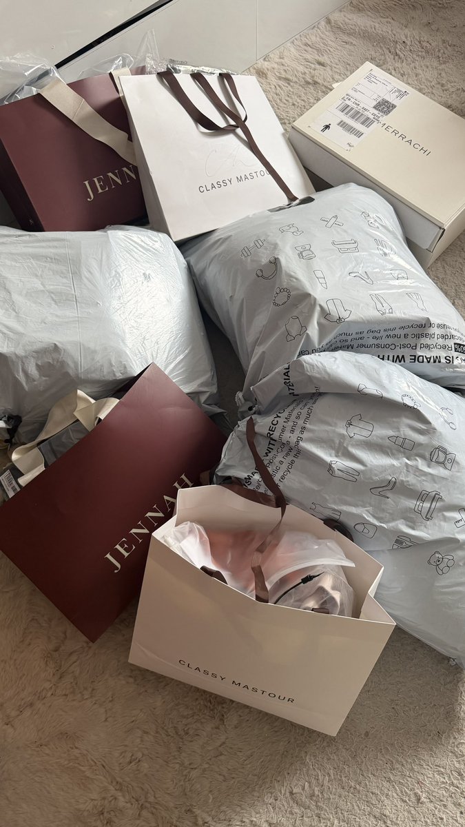 Mon kiff à moi c’est de faire des grosses commande de vetements juste pour un voyage…