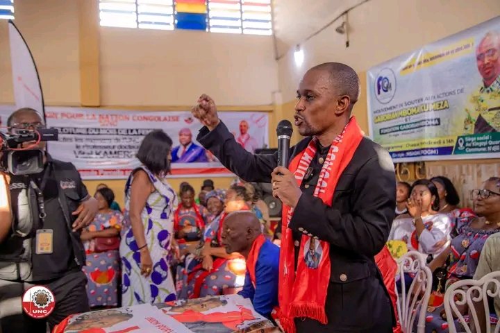 BasilPoyo6's tweet photo. Le SIF de l’UNC/Kinshasa, l’Hon. @Gaborian a pris part ce vendredi 17 avril à la cérémonie de clôture du mois de la femme. Il a rappelé la vision de @fatshi13/@vital, pour l’autonomisation des femmes.
@BillyKambale1 @SeleYemba 
@HamidaKamerhe https://t.co/lZHOCtwdPO