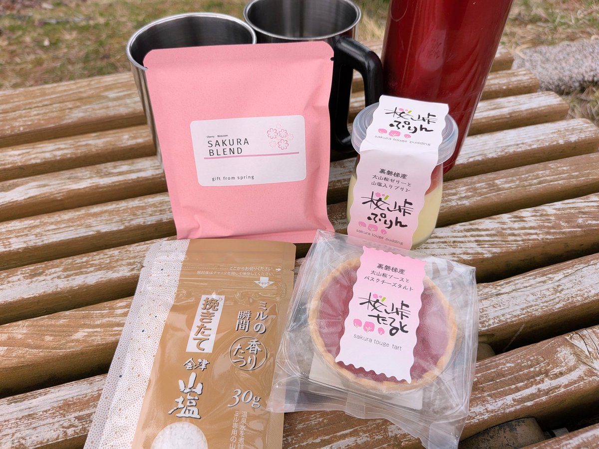 夏福/イラストレーター tweet media