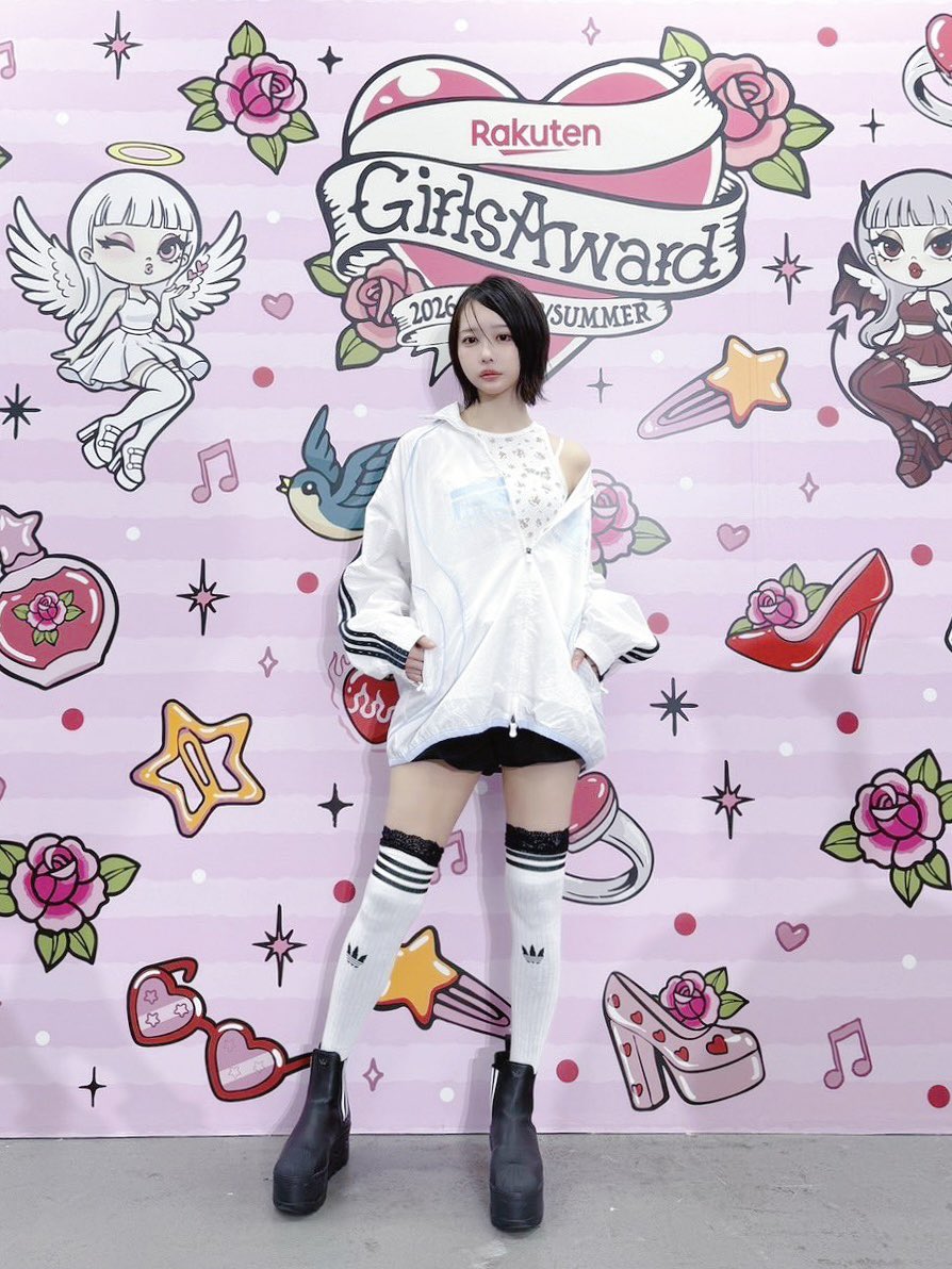 しろ🪽 tweet media