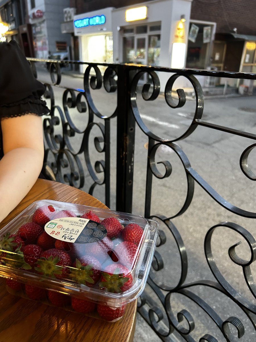 아시메르 tweet media