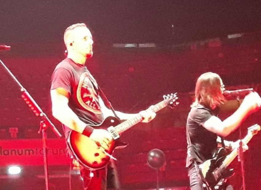 EPagati's tweet photo. Happy birthday Mark Tremonti! 🎂🥳 https://t.co/tdTjWZ1sOE