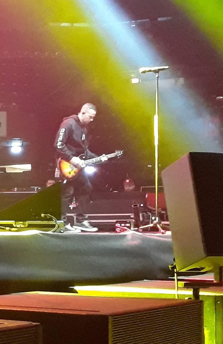 EPagati's tweet photo. Happy birthday Mark Tremonti! 🎂🥳 https://t.co/tdTjWZ1sOE