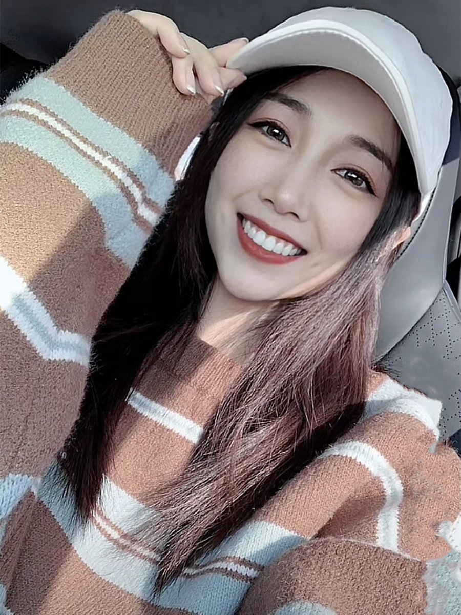 foxxyloxxy tweet media