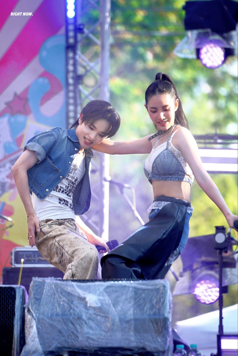 RIGHT NOW. tweet media