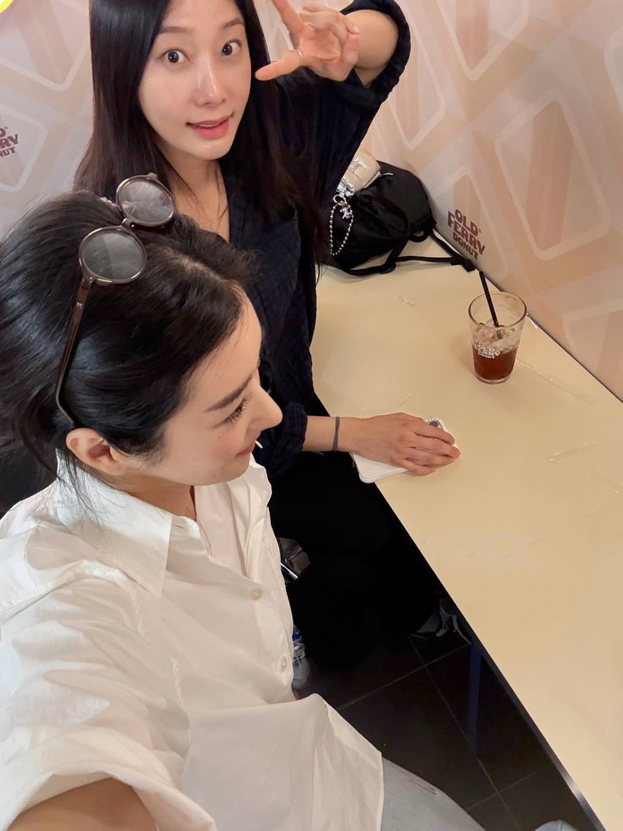 루이즈 tweet media