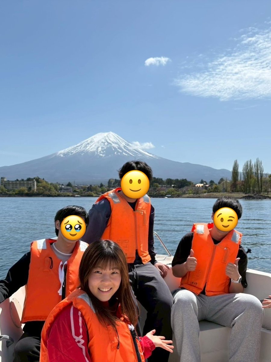 boatymurowing's tweet photo. 今日は乗艇体験をしました！
天気に恵まれて、綺麗な富士山が見えて良かったです✨️
なんと1年生は18人きてくれました！ありがとう😊

乗艇体験の他にモーターボートに乗ったり河口湖観光したりしました！明日はBBQと乗艇体験になります❤️‍🔥❤️‍🔥 https://t.co/JP0SRIAxu9