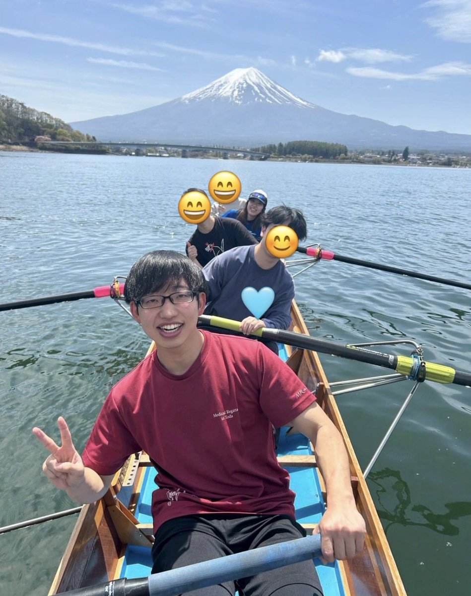 boatymurowing's tweet photo. 今日は乗艇体験をしました！
天気に恵まれて、綺麗な富士山が見えて良かったです✨️
なんと1年生は18人きてくれました！ありがとう😊

乗艇体験の他にモーターボートに乗ったり河口湖観光したりしました！明日はBBQと乗艇体験になります❤️‍🔥❤️‍🔥 https://t.co/JP0SRIAxu9