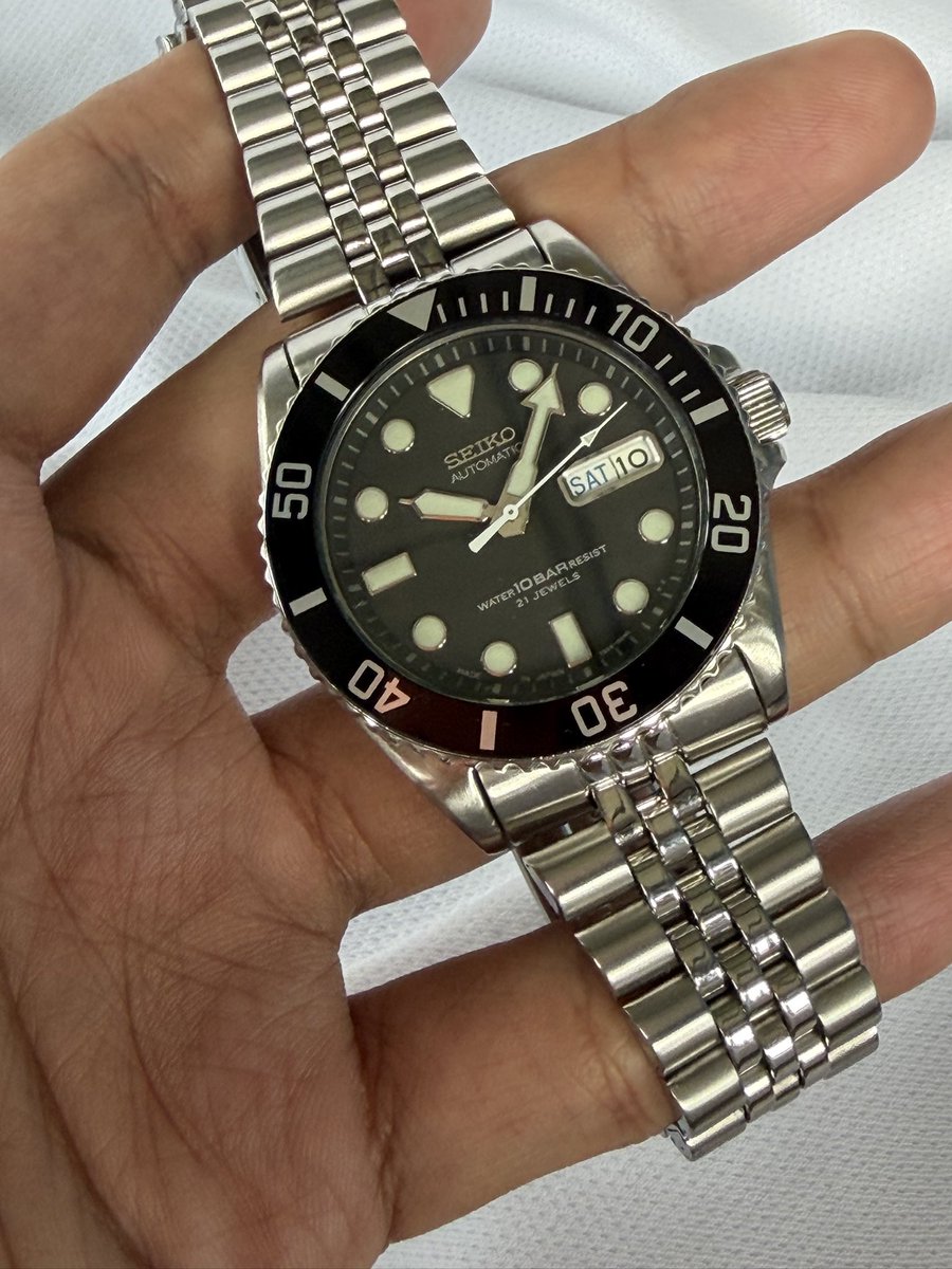 mateorndell's tweet photo. Seiko Submariner - SKX031

SOLD🏷️

Instagram: Shared Time Manila ⚙️✨
#Seiko #Submariners #black https://t.co/8dT7rafV60