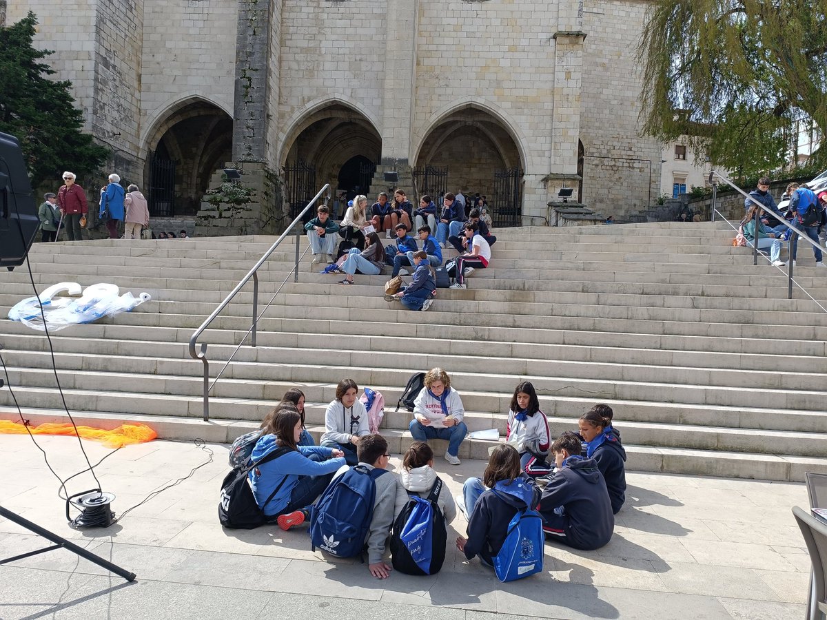 CristianosSinFronteras tweet media