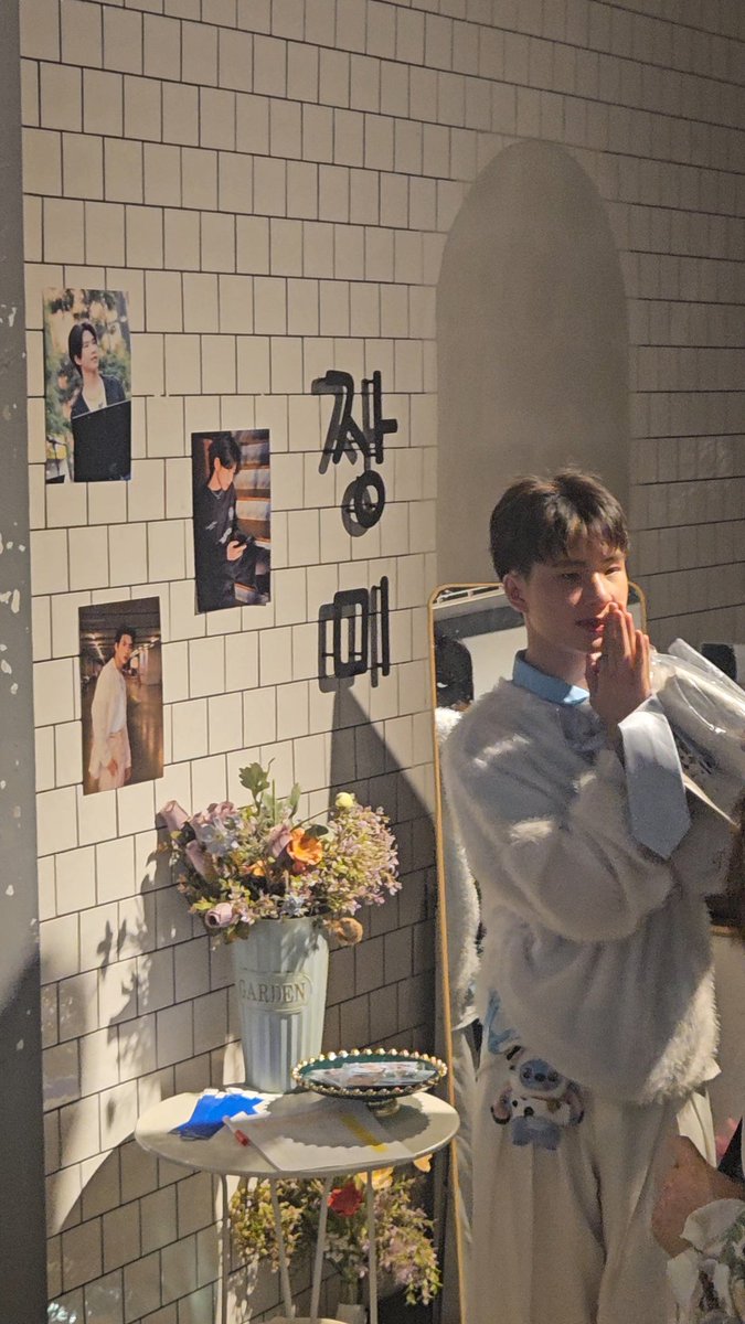 คาเฟ่วันเกิดศิลปิน 🌹장미카페 Jangmi kapé🌹 tweet media