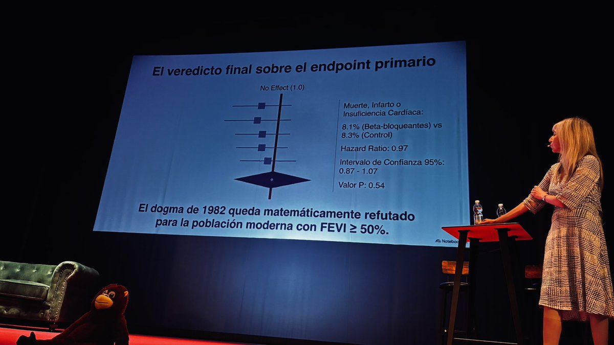 preventiva_SEC's tweet photo. A los cardiólogos nos gustan los betabloqueantes. 
¿Qué hacemos con los betabloqueantes después de un IAM?
@R_Campuzano_R y @marquesada nos lo cuentan 

#recardio26 https://t.co/ZzEW5CLWGM