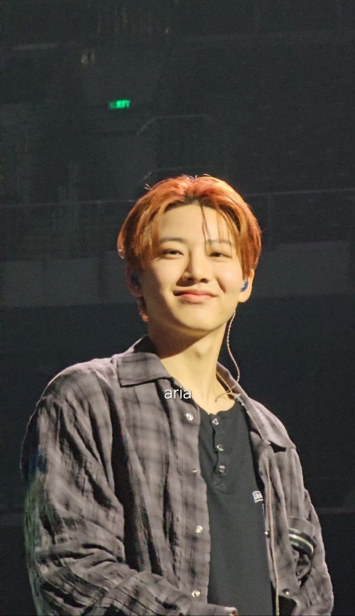 aria .ᐟ tweet media