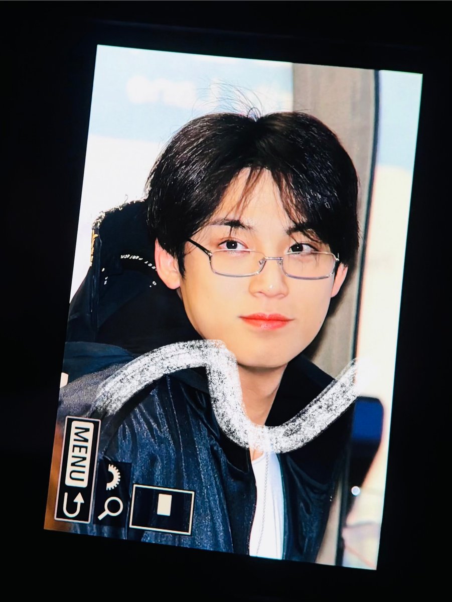 kimbada30's tweet photo. 260418 공항 출국 데이터 팝니다

💙 프로필 오픈카톡 링크로 문의 주세요  

세븐틴 SEVENTEEN
에스쿱스 민규

댈찍 DATA 대리찍사 https://t.co/4WnF6qGDgk