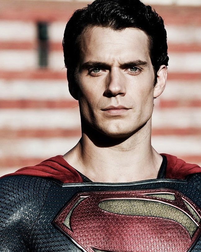 MoSカヴィル既に傑作の匂いしかしない。骨格と肩幅の再現が素晴らしすぎるぜマジでZSJLからも頼む。