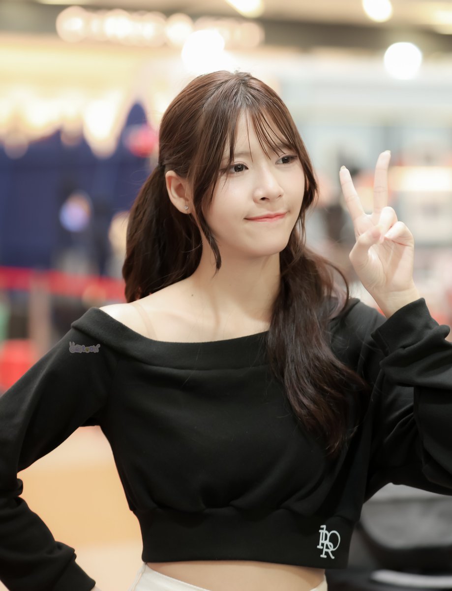 สวัสดีวันเสาร์🫩🩷

🗓️ Roadshow 22-03-26
📌 Central Suratthani

#CartoonBNK48 
#BNK48
#แมวตุ่ยของการ์ตูน