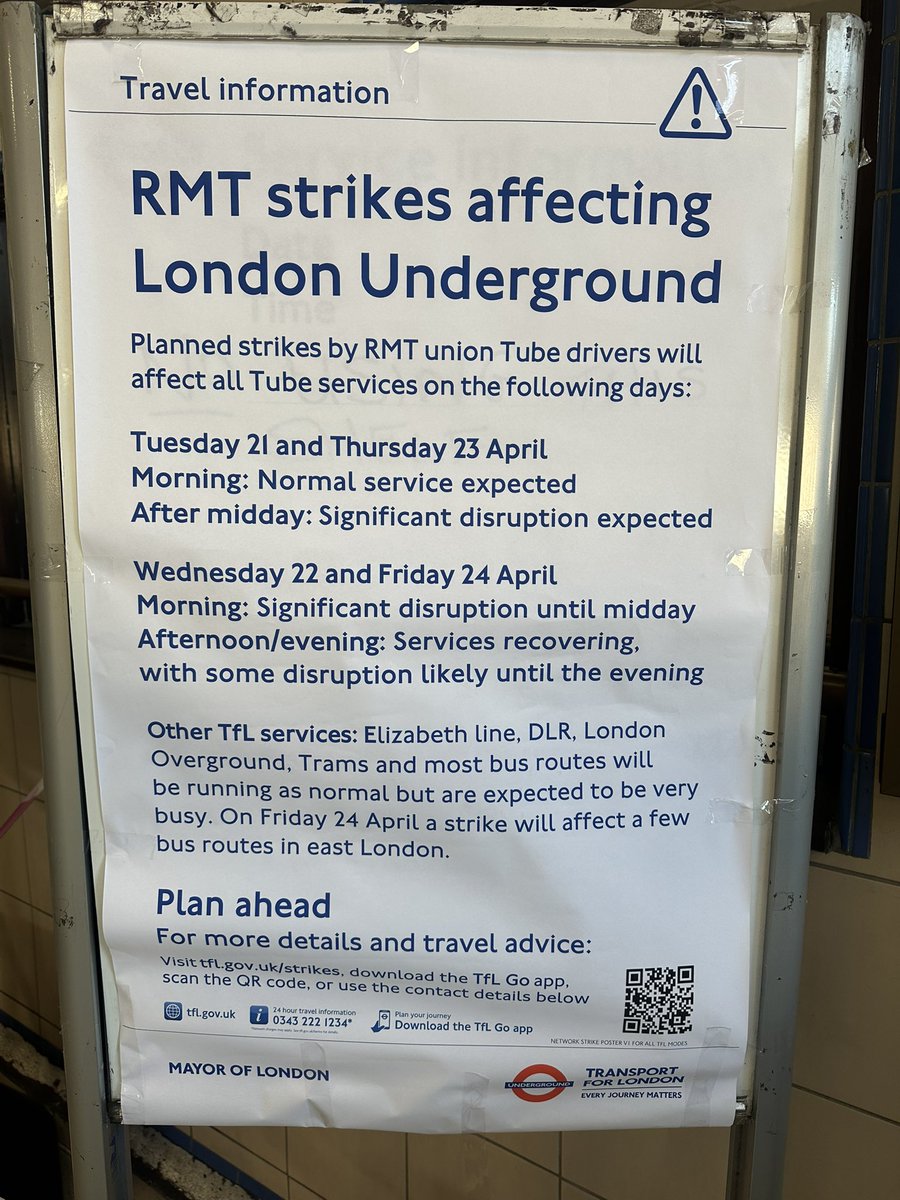 ThatTubeDude's tweet image. Anyone planning on travelling to London during the week, check before you travel as tube strikes are currently going ahead. #TfL #LondonUnderground #London #Travel #Strikes