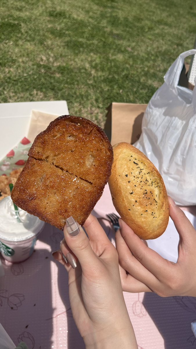 Hisui_zk_'s tweet photo. ピクニック日和でした☀ https://t.co/yS00qfWOuM