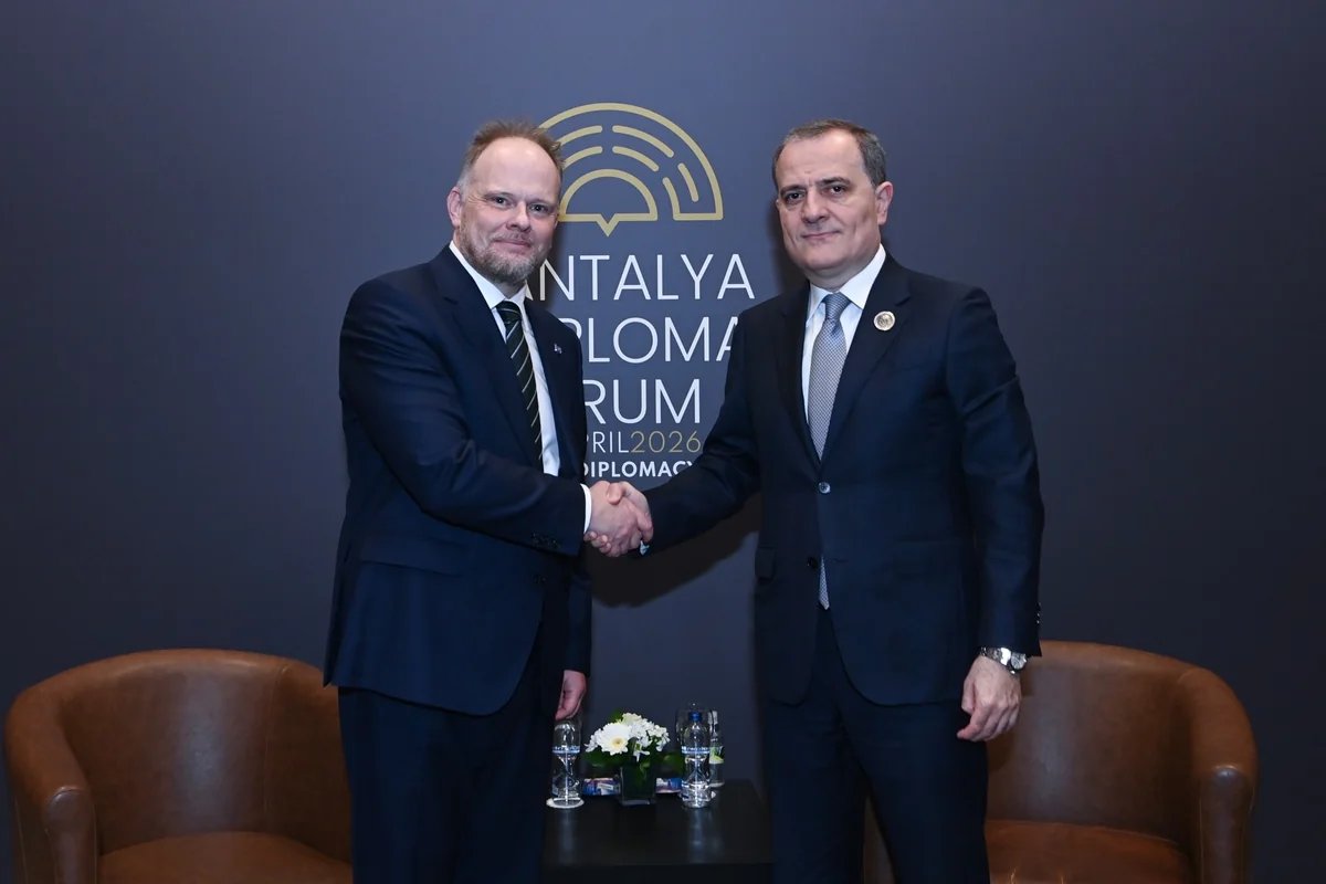 reportnewsaz's tweet image. Ceyhun Bayramov NATO rəsmisi ilə enerji təhlükəsizliyi və regional prosesləri müzakirə edib 

report.az/2849571 

#report #reportaz #reportnewsaz #news #breakingnews