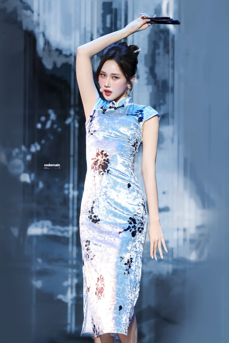 codomain·叶芷妤 tweet media