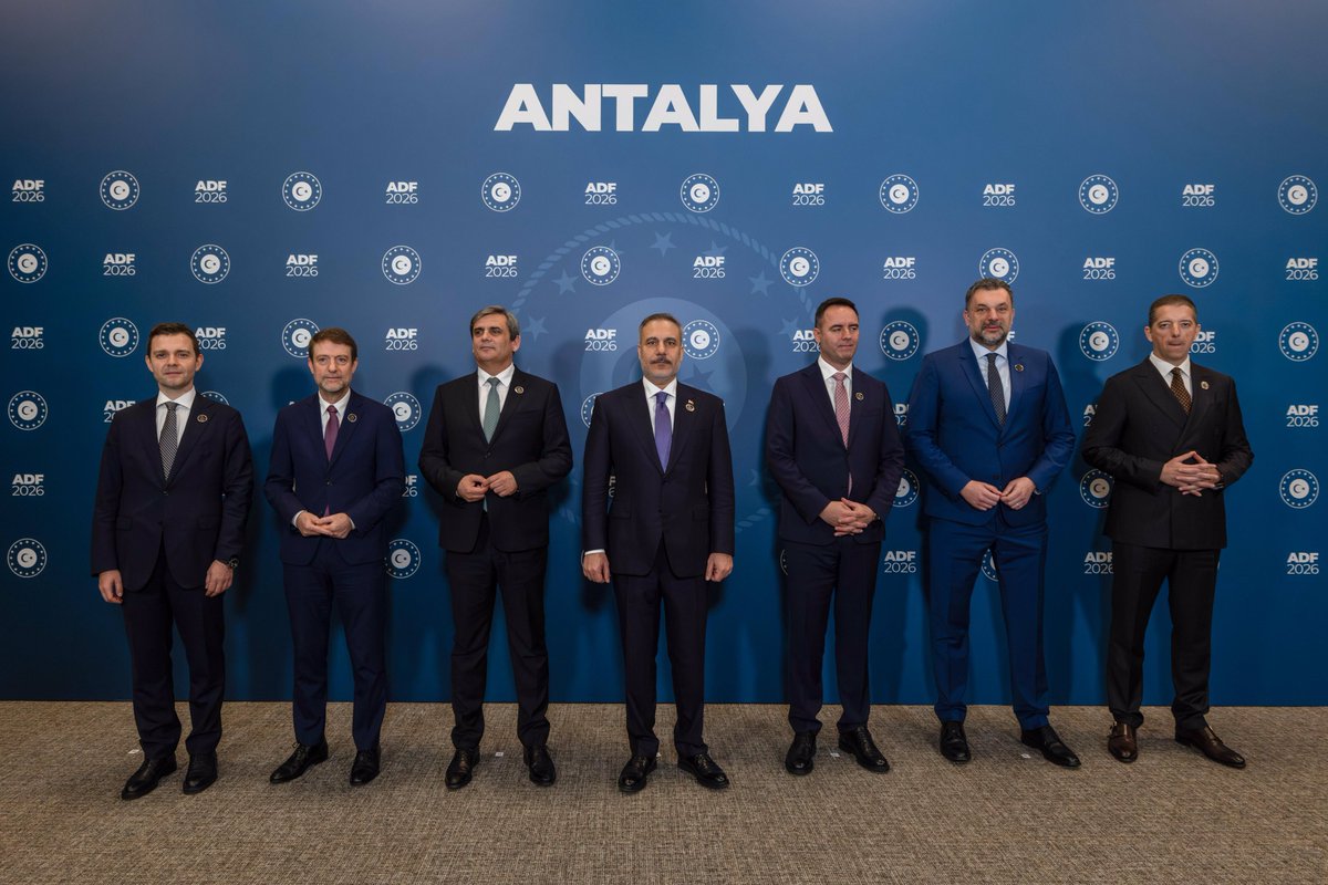 TC_Disisleri's tweet photo. Bakanımız @HakanFidan, V. Antalya Diplomasi Forumu marjında, Balkan Barış Platformu III. Dışişleri Bakanları Toplantısı'na evsahipliği yaptı. https://t.co/uZ03b7BR1S