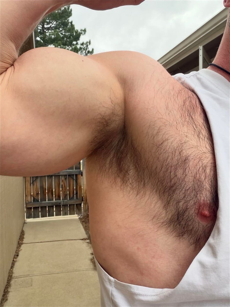 alx666raw's tweet photo. #sniffme #muskyarmpits #manmusk #malepits #muscular #hairyarmpits #axilas #sobaco #musclearms #nipples https://t.co/8lG2HG3Gpx