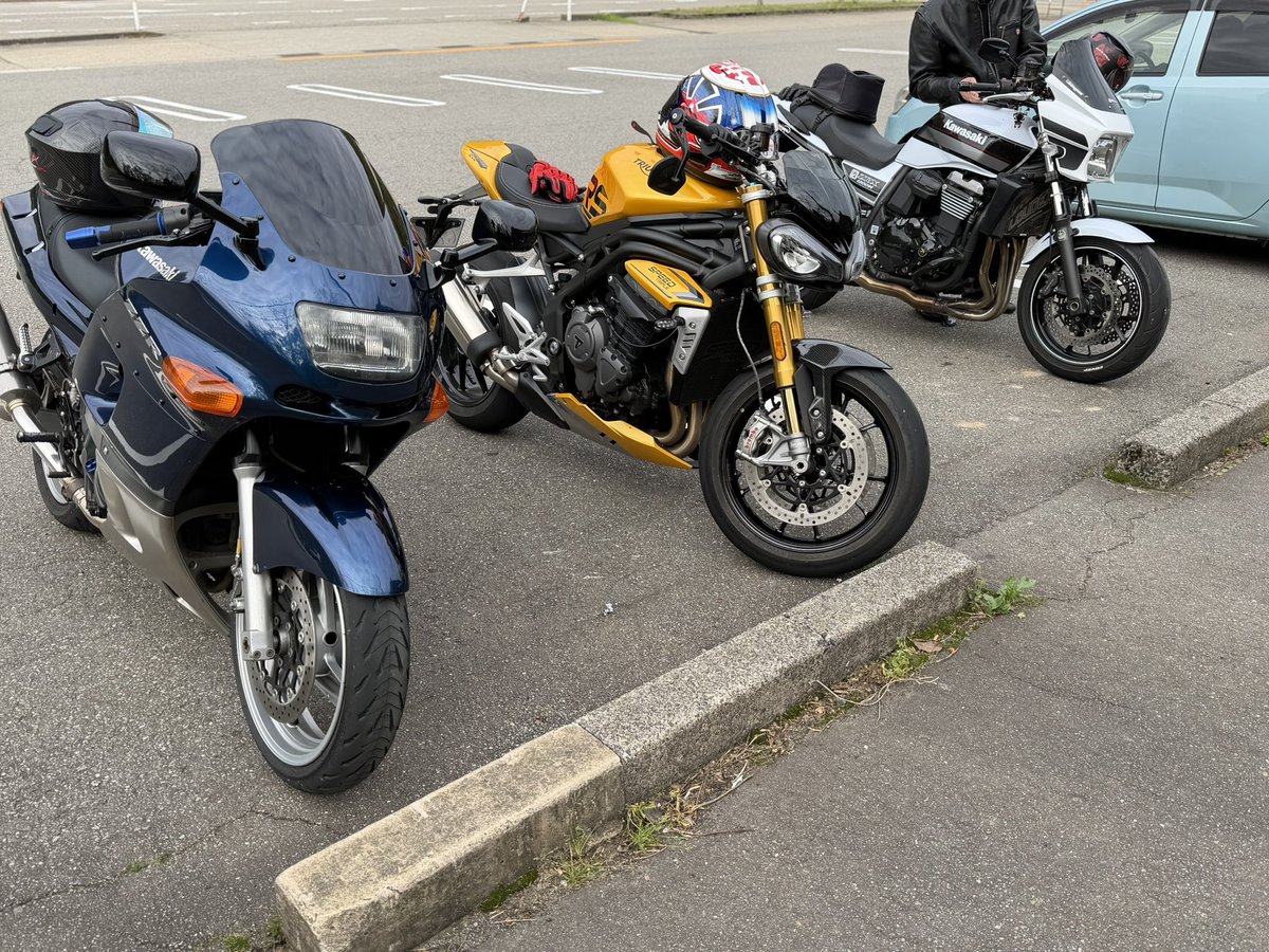 じじのすけ tweet media