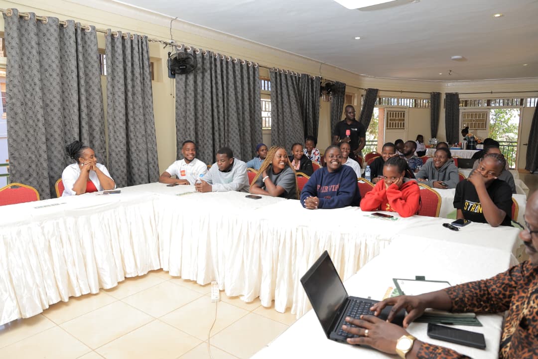 Rotaract District 9214 tweet media
