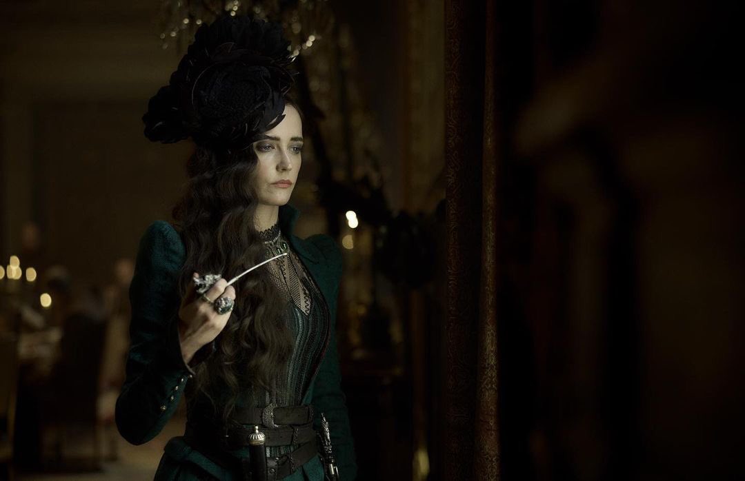 LadyVesper6zrb's tweet photo. Ravenmere Hall whispers your name at midnight.

Pale skin, black lace, and eyes that will consume you.  
My velvet voice will crawl under your skin and make you throb with need before I even lay a finger on you.  
Surrender to the darkness between my thighs. https://t.co/NiP1mGyfwj