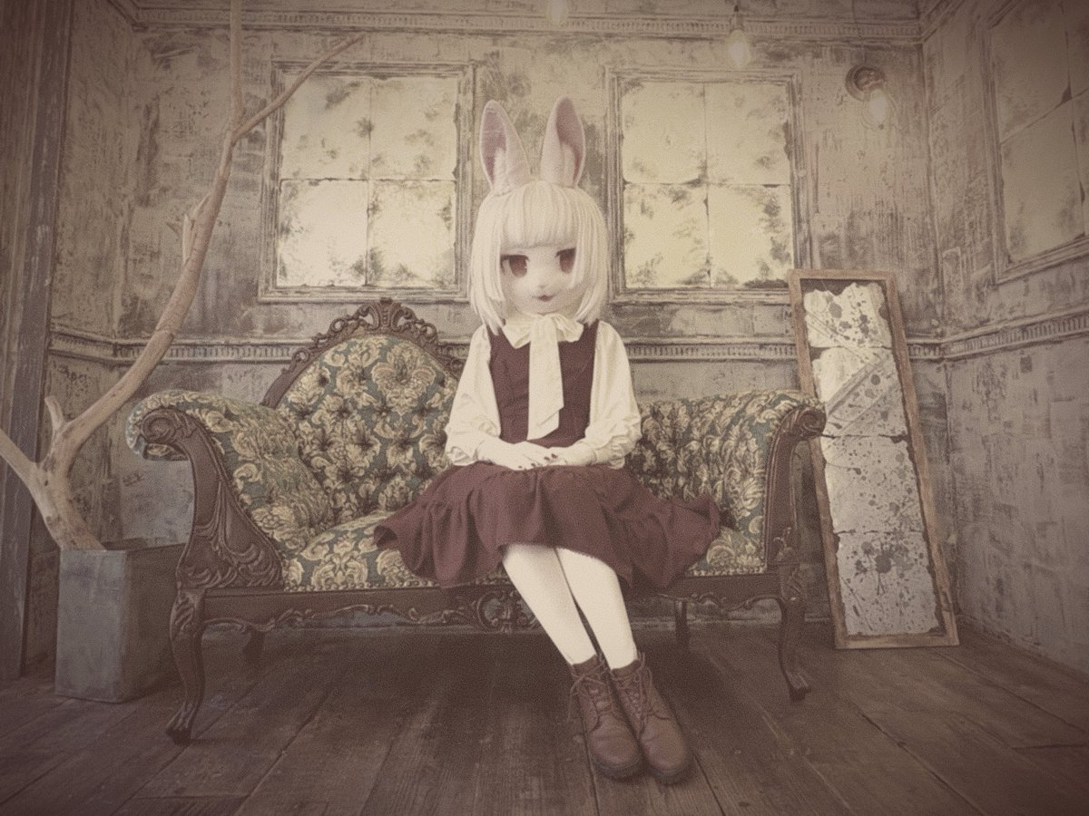 みこと tweet media