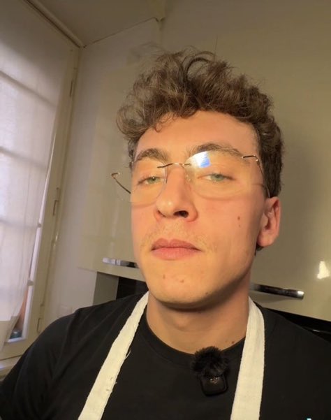 cate ☁️ tweet media