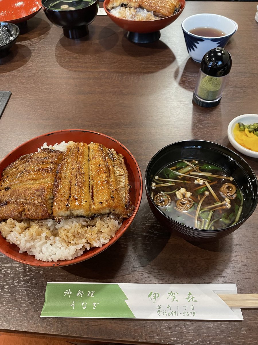ttteeetttuu's tweet photo. 先日、また歳を重ねてしまい相方に美味しいものをご馳走になりました。 https://t.co/EPshWxKeKb