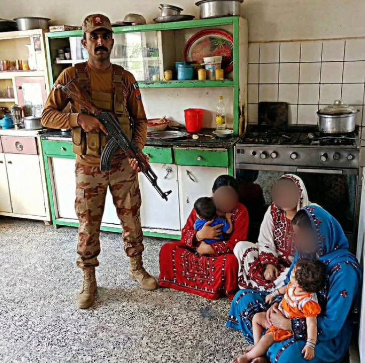 mariajones0j's tweet photo. If it’s not terrorism, what is it?
Baloch are under siege by the Pakistani state forces!
#SaveBalochistan #StopStateTerror
@FrontLineHRD @humanrights https://t.co/xtdyKDW9Mt