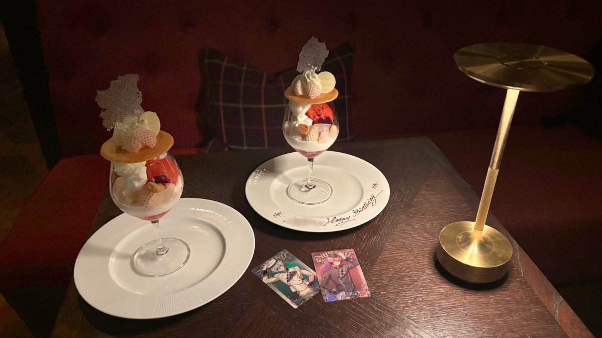 𝐴𝑚𝑖 . tweet media