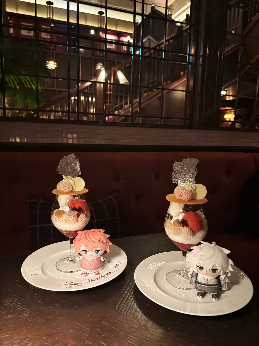 𝐴𝑚𝑖 . tweet media