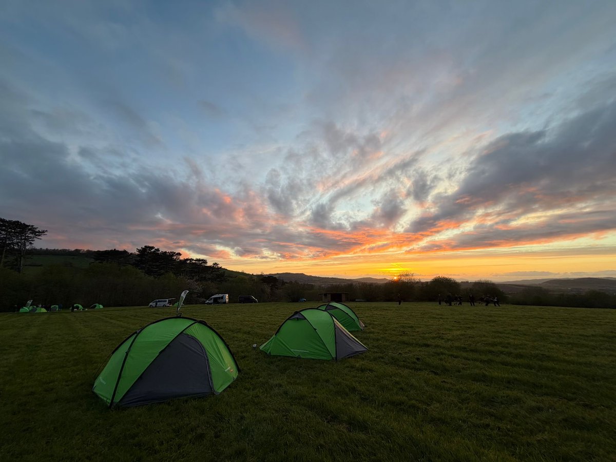 H5adventure's tweet image. Out on DofE expeditions this weekend and what a treat it’s been! ☀️🥾

Early starts and great sunrises 🌄 There’s nothing quite like watching the world wake up from a hilltop after a night under canvas ⛺️✨

#DofE #ExpeditionLife #OutdoorAdventure #Teamwork #AdventureAwaits